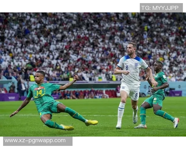 媒体人分析亨德森与小杨配合前景期待未来传球次数增加